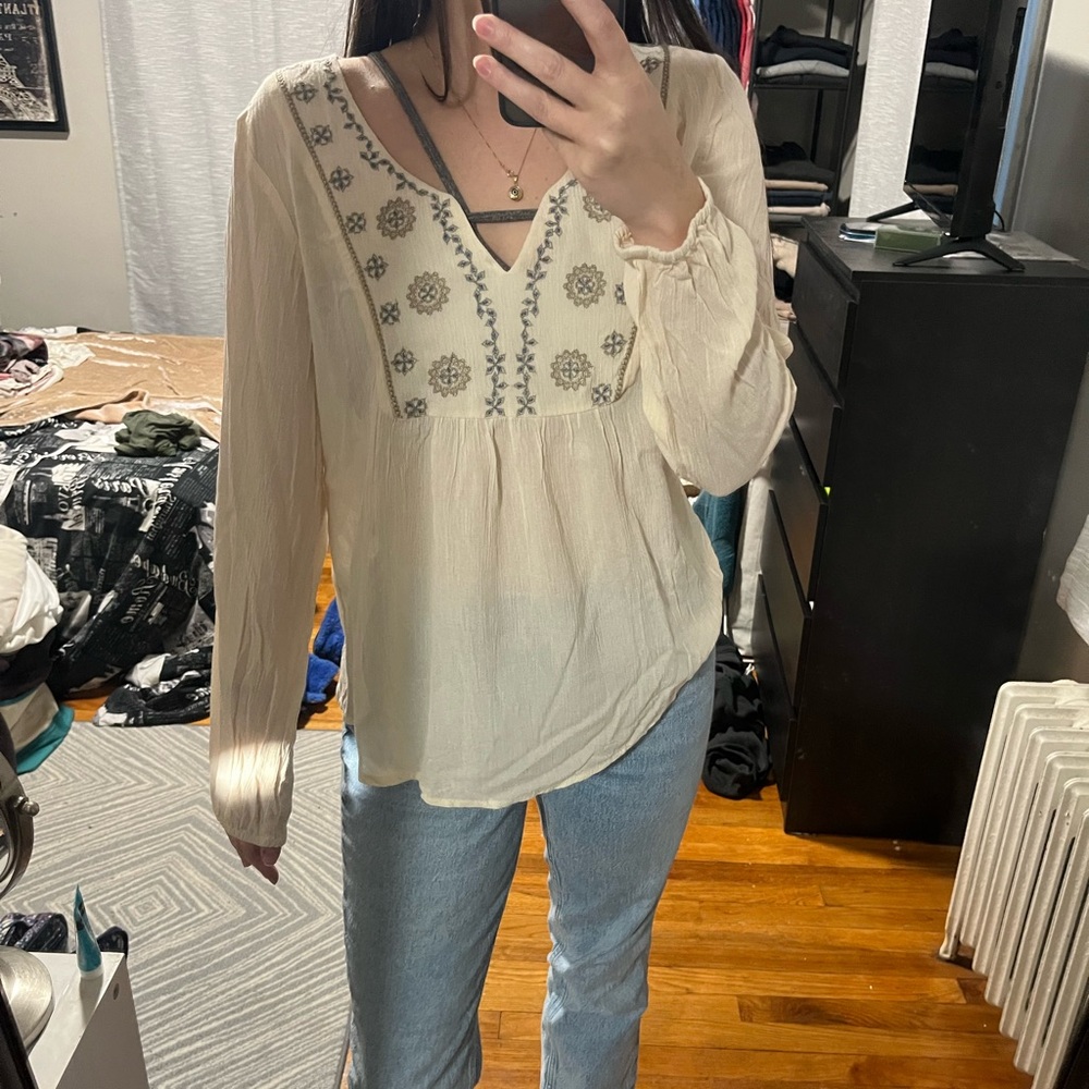 Long sleeve dress shirt